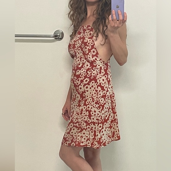 Realisation Par Silk Orange Floral dress. - Picture 3 of 16